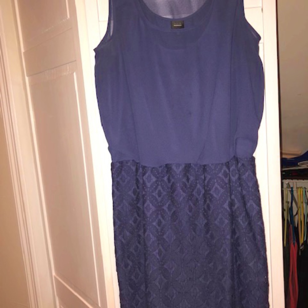 Elegant medium-blue lace dress from SFA